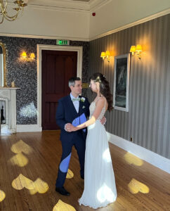 wedding-couple-dacing-loch-lomond